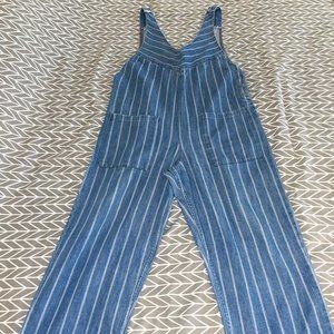 Zara Denim overalls sz Med